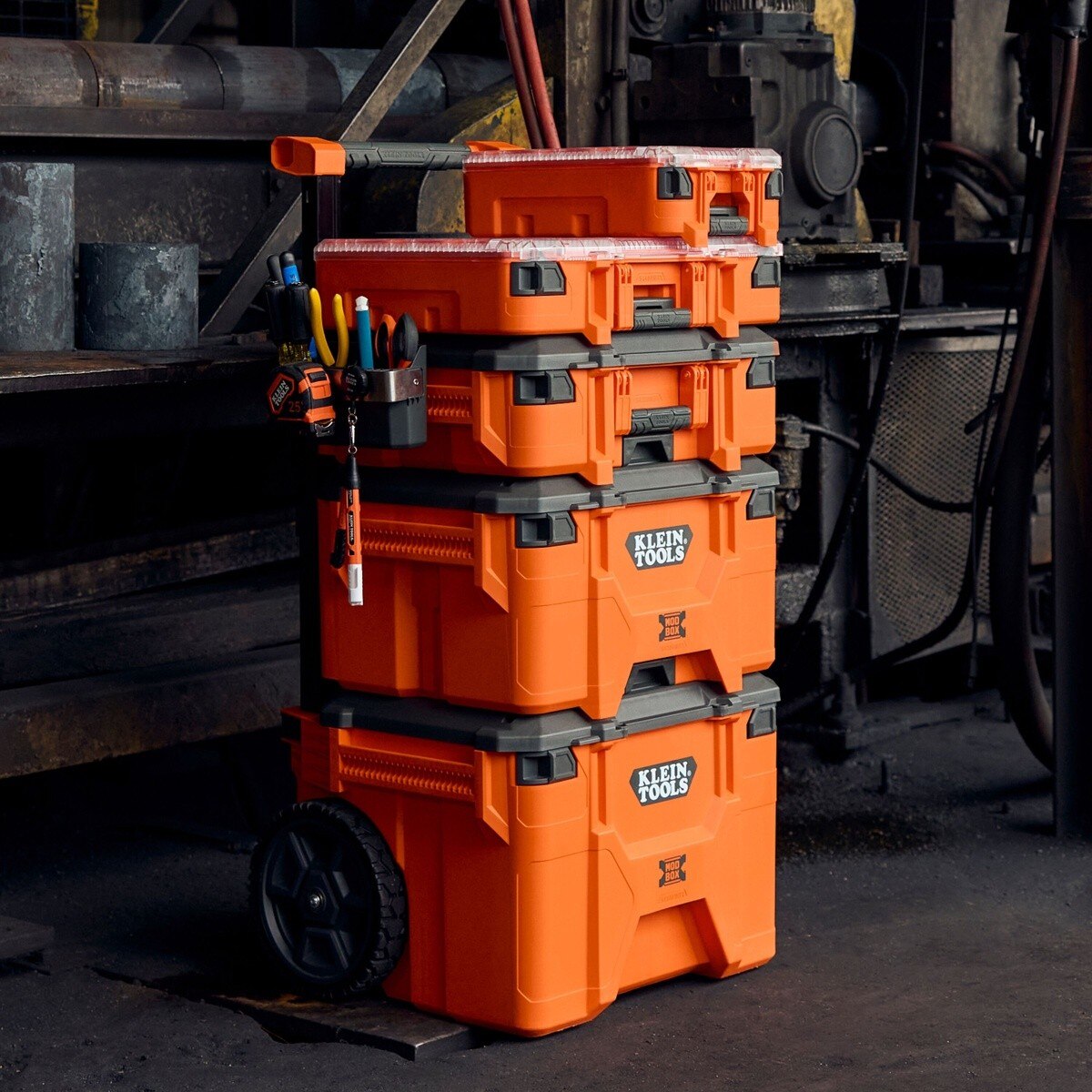 Klein 54500MBX MODbox Half Width Tall Component Box Organizer with Clear Stay-Put Lid IP65 Rated 10.9 in. x 15.5 in. x 5.2 in. (1 Pack) - 7