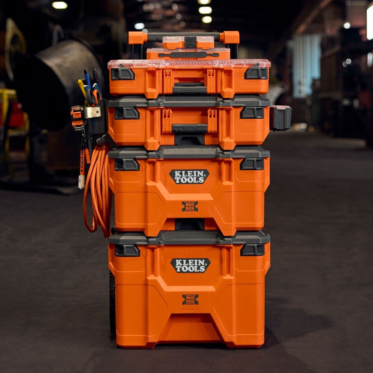 Klein 54500MBX MODbox Half Width Tall Component Box Organizer with Clear Stay-Put Lid IP65 Rated 10.9 in. x 15.5 in. x 5.2 in. (1 Pack) - 6